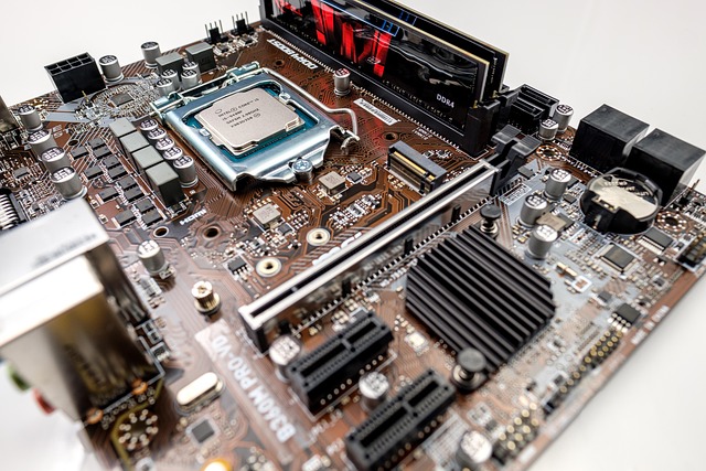 základní deska s CPU